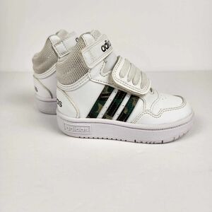 Kids Adidas Hoops 3.0 Mid White/Camo Size 6k